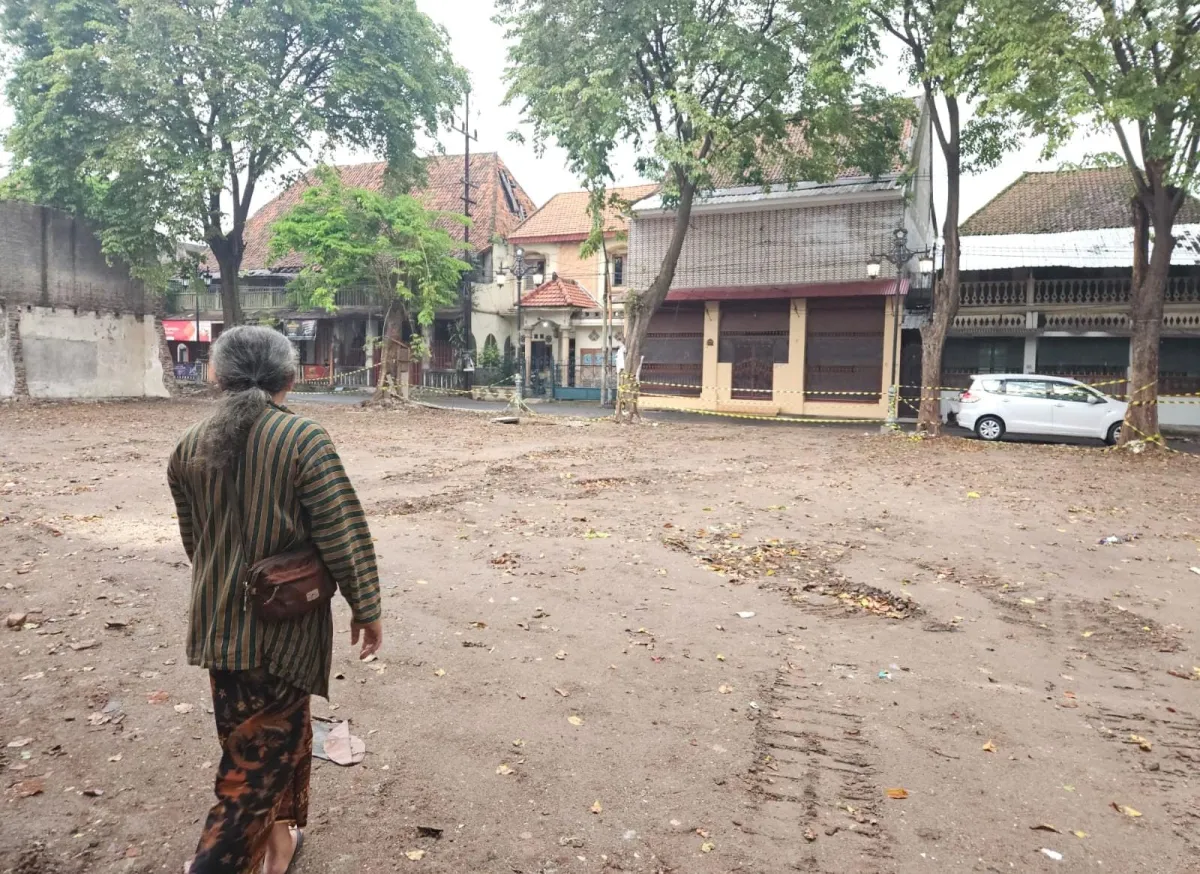 Eks Asrama VOC di Bandar Grissee Dibongkar, Penggiat Sejarah Protes dan PT Pos Beri Klarifikasi