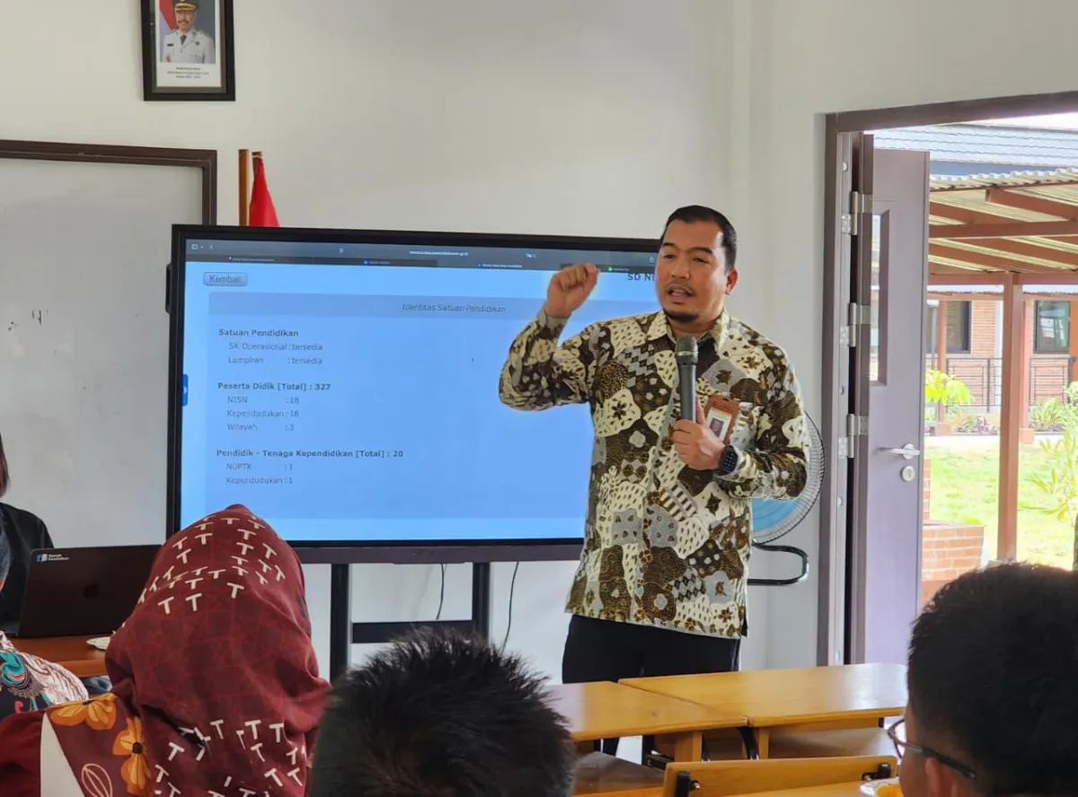 Rumah Pendidikan Mulai Tingkatkan Literasi Digital Siswa di Wilayah 3T
