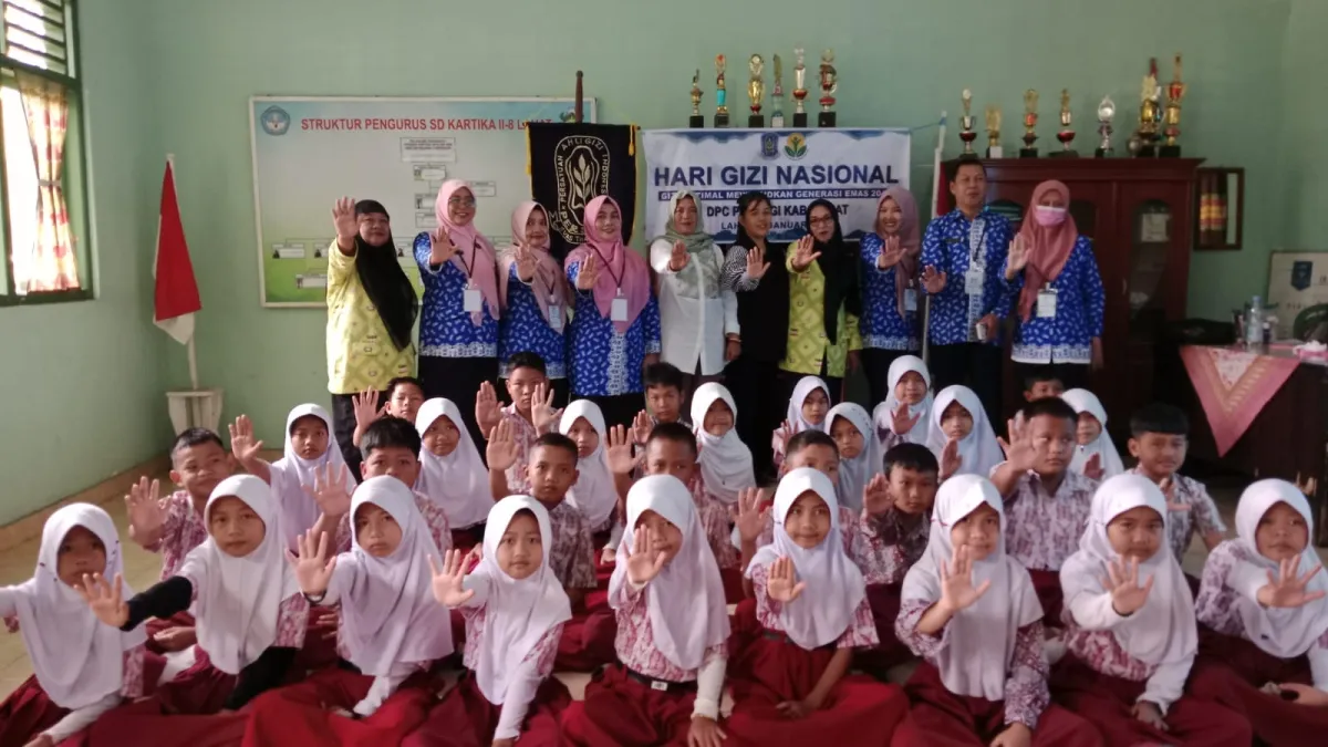 DPC PERSAGI Lahat Ikut Pencatatan MURI Edukasi Gizi Serentak di Sekolah pada Hari Gizi Nasional ke-66