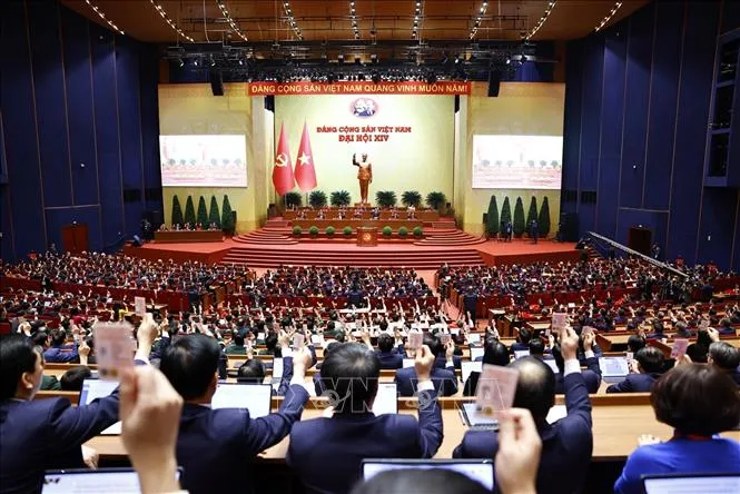 Politbiro Vietnam Terbitkan Arahan Pelaksanaan Resolusi Kongres Nasional Partai ke-14
