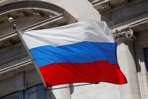 UE Setujui Larangan Total Impor Gas Pipa dan LNG dari Rusia Mulai 2027