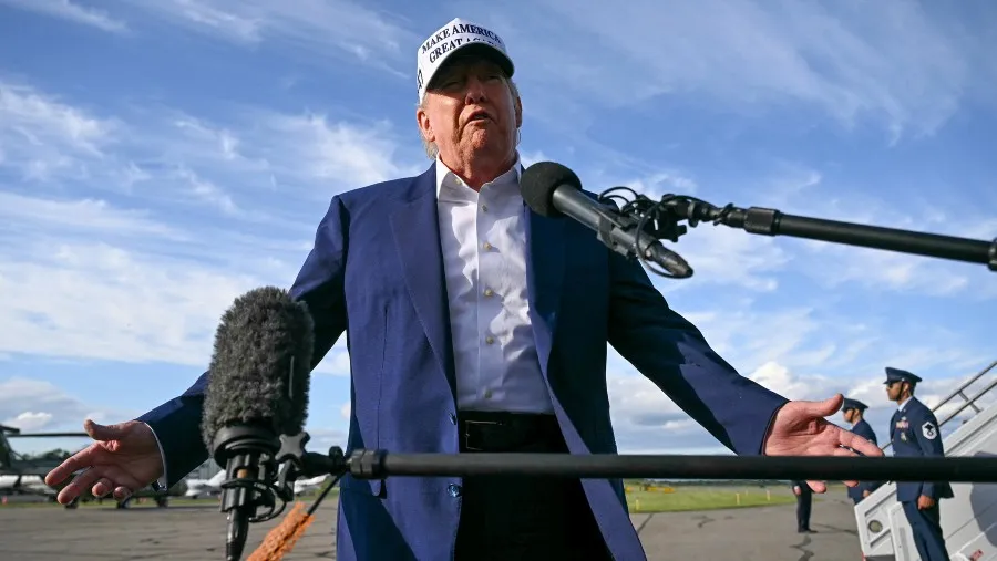 Trump Klaim AS dan China Hampir Sepakat Perpanjang Gencatan Perang Tarif