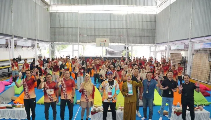 Pertamina Patra Niaga Regional Sulawesi Tutup Corporate Wellness Program 2025 Lewat SMILE Run