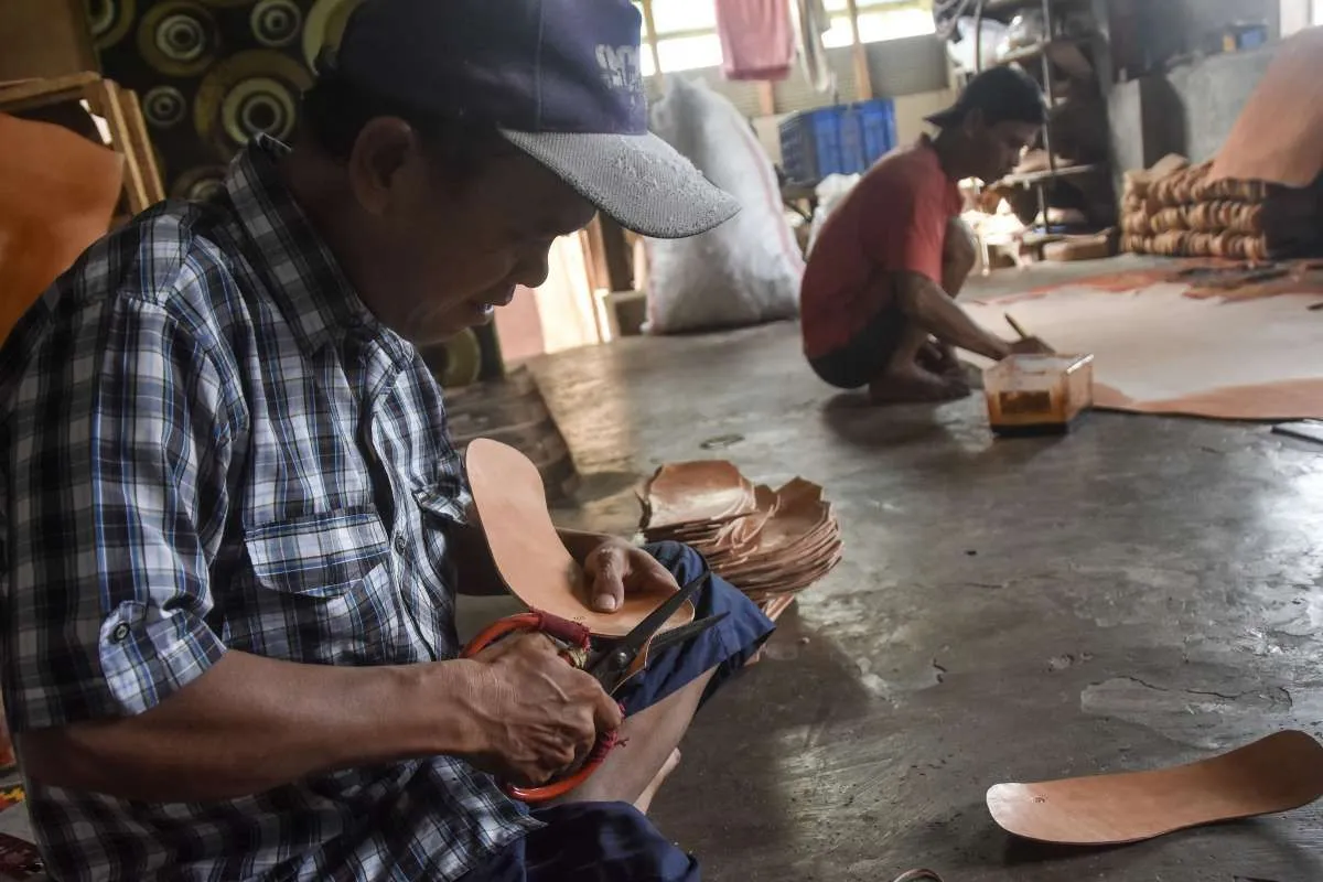 Isu Ketenagakerjaan dan Efisiensi Logistik Jadi Tantangan Industri Alas Kaki Nasional