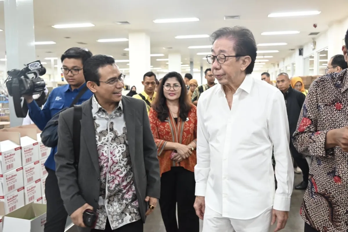 Komisi VII DPR Tinjau Pabrik Sido Muncul, Hendry Munief Dorong Pembinaan Jamu UMKM agar Naik Kelas