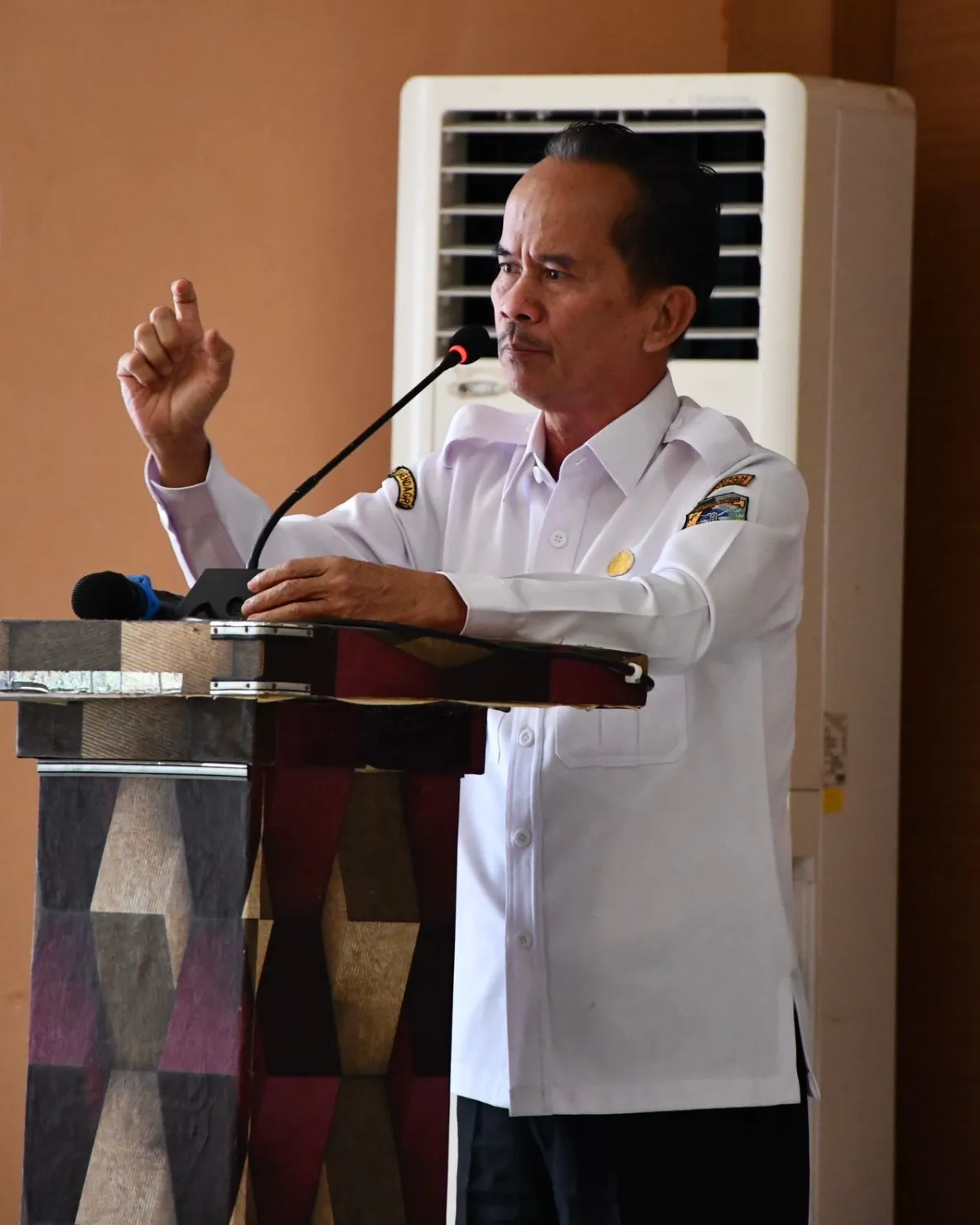 Bupati Sintang Tekankan Penguatan Komunikasi dan Inovasi dalam Pelayanan Kesehatan