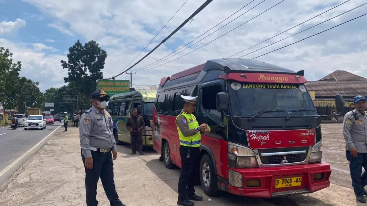 Pemprov Jabar Maksimalkan Aplikasi Sapawarga untuk Informasi Mudik dan Pendaftaran Mudik Gratis Idulfitri 2026