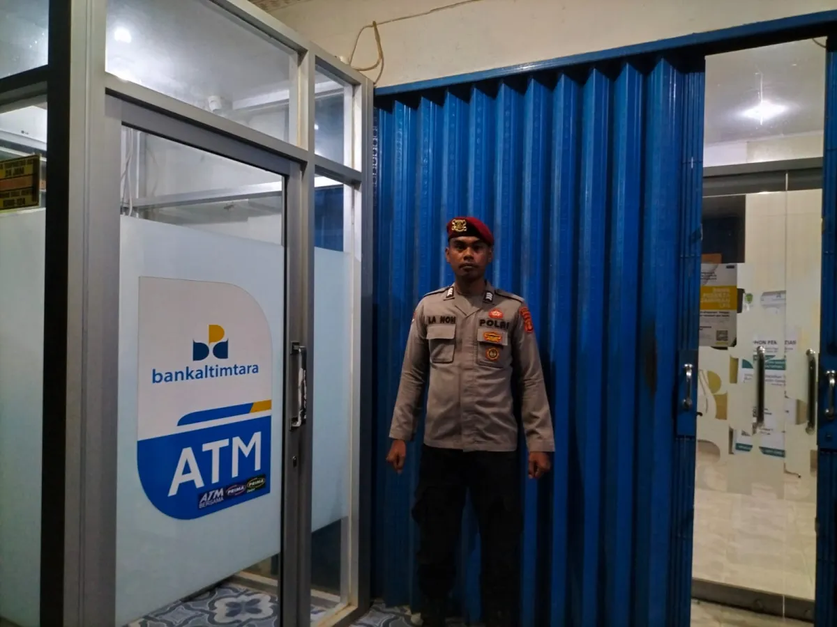 Polsek Rantau Pulung Patroli Malam di ATM Bank Kaltimtara untuk Cegah Kriminalitas