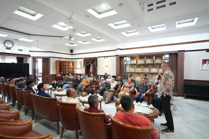 Wali Kota Sukabumi Ajak Pelaku Usaha Tertib Pajak dan Perpanjang Perizinan
