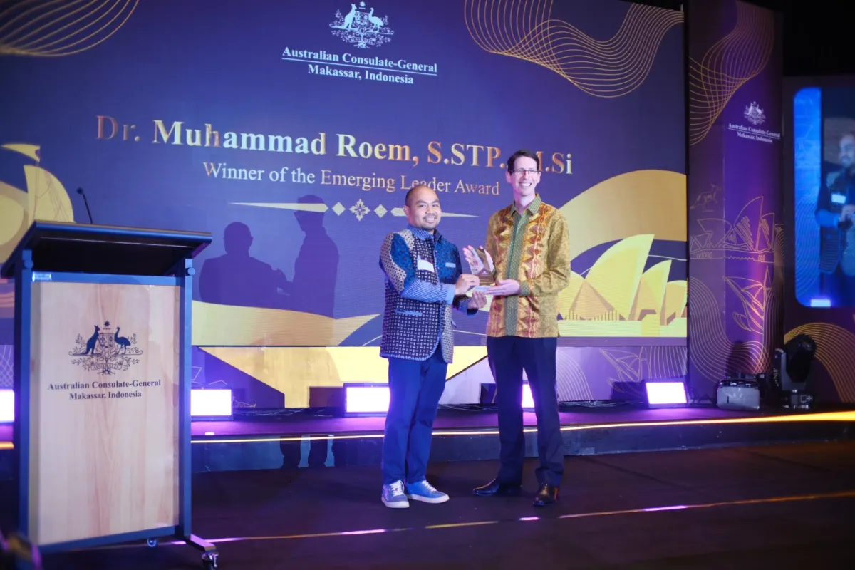 Kepala Diskominfo Makassar Muhammad Roem Raih Emerging Leader Award dari Konsulat Jenderal Australia