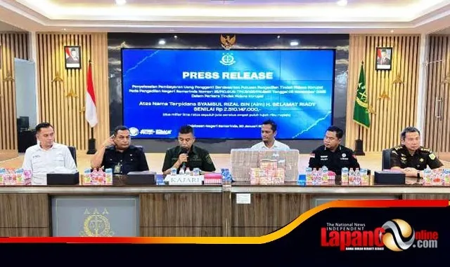 Kejari Samarinda Eksekusi Putusan Inkrah, Serahkan Rp2,51 Miliar ke Perusda BKS Terkait Perkara Syamsul Rizal