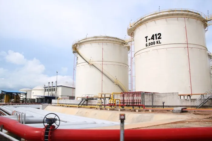 Uni Eropa Jatuhkan Sanksi ke PT Oil Terminal Karimun Terkait Dugaan Penanganan Minyak Rusia