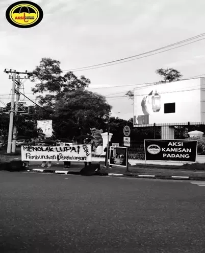 Aksi Kamisan di Padang: Aksi Diam di Ruang Publik untuk Menolak Lupa Pelanggaran HAM