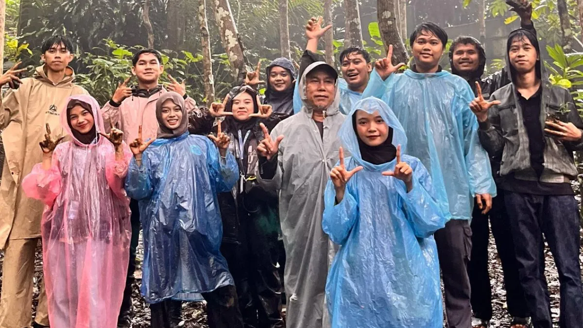 Komunitas Pemuda dan Pemkot Sukabumi Tanam 1.000 Pohon di Hutan Kota Kerkhof