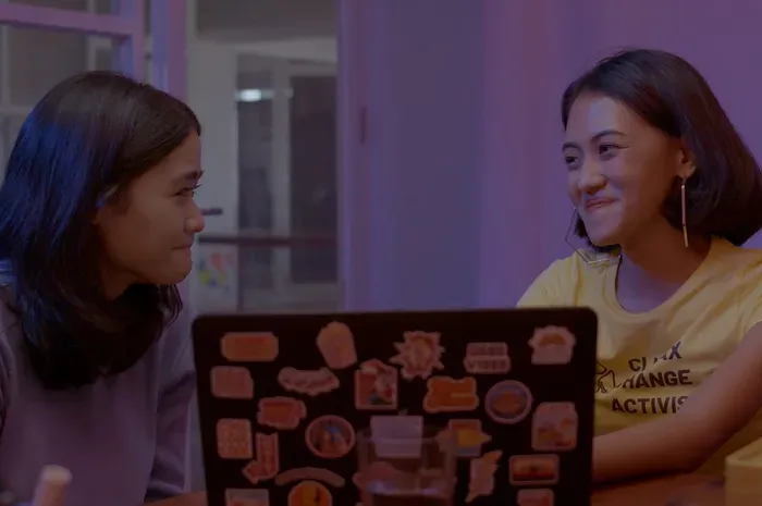 Film Pendek "Two Language and A Sausage" Tampilkan Ruang Aman Dua Perempuan dalam Proses Pemulihan