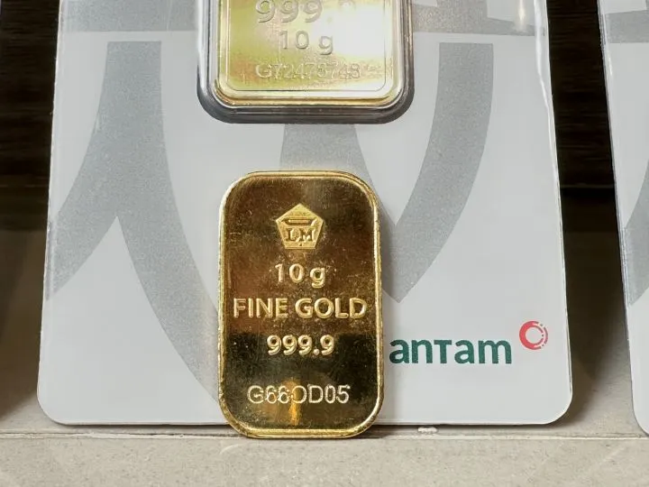 Harga Emas Antam Stabil di Rp2,887 Juta per Gram, Buyback Tetap Rp2,722 Juta