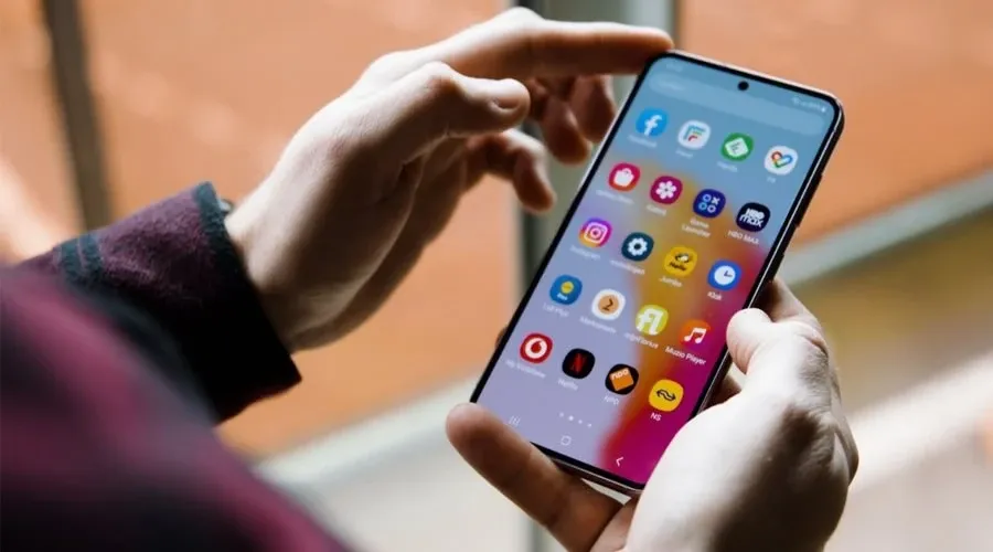Bersihkan Bloatware, Performa Android Bisa Kembali Lebih Ringan