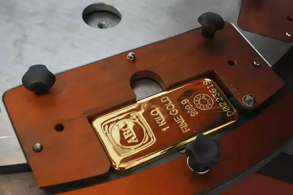 Ketidakpastian Tarif AS Dorong Harga Emas Naik ke US$ 5.158 per Ons Troi