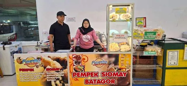 Pramu Atmadji Bertahan dan Berkembang dengan Usaha Pempek di Yogyakarta hingga Masuk Pusat Perbelanjaan