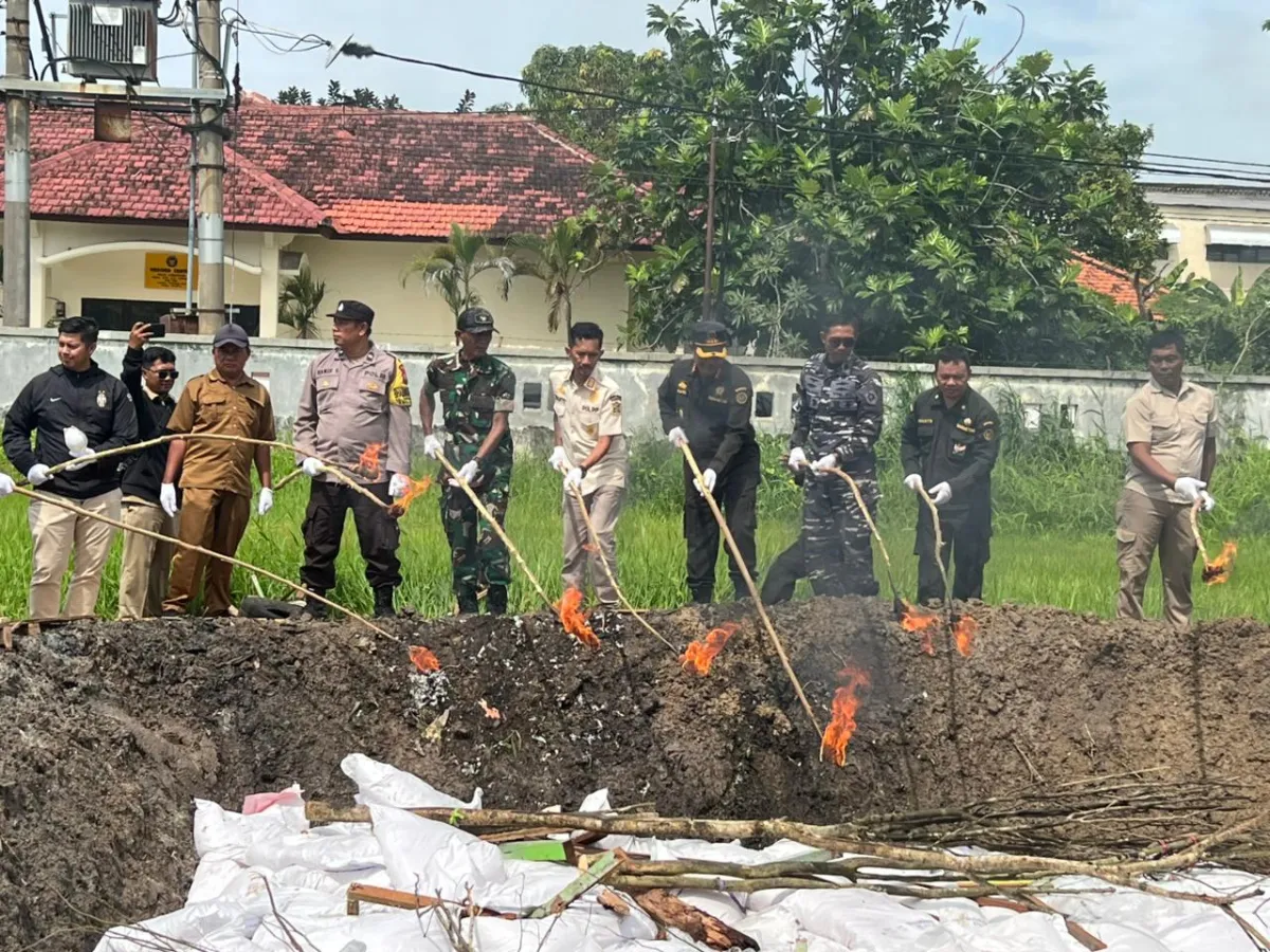 Karantina Jawa Timur Musnahkan Komoditas Pertanian Impor yang Tak Penuhi Syarat