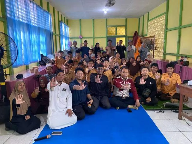 Edukasi Pencegahan Kekerasan dan Kesehatan Seksual-Reproduksi untuk Siswa Tuli di SLBN Mempawah