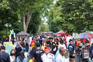 Pasar Takjil Banyuwangi Ramadhan Street Food Ramai di Hari Pertama Puasa, Pedagang Raup Berkah