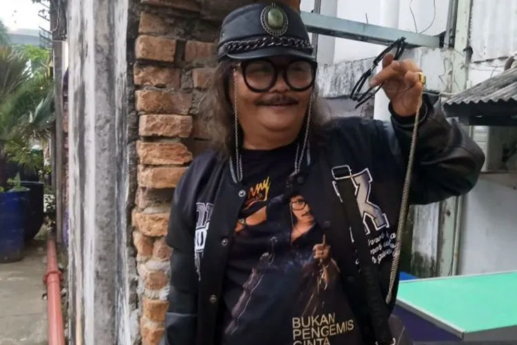 Penyanyi Jhonny Iskandar Meninggal Dunia