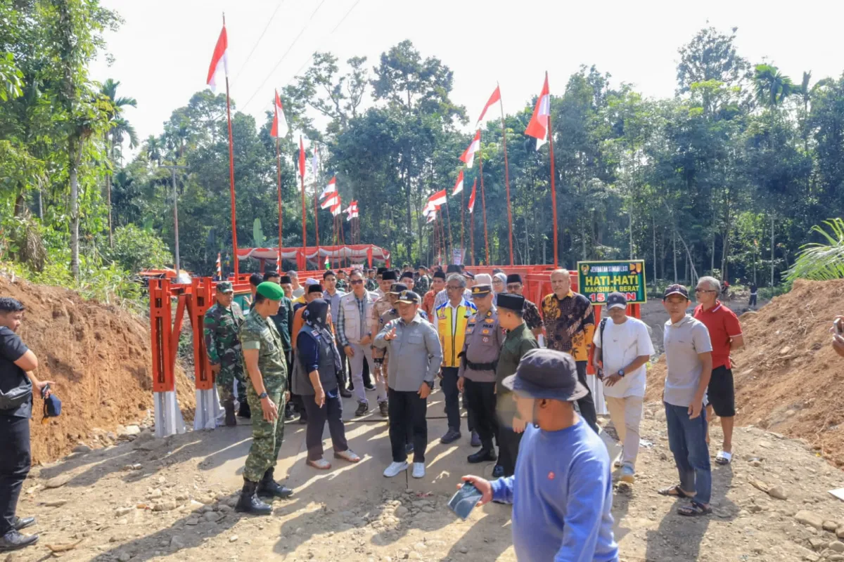 Bupati Pasaman Resmikan Jembatan Bailey Sungai Lasi, Akses Transportasi Muaro Tais Kembali Pulih