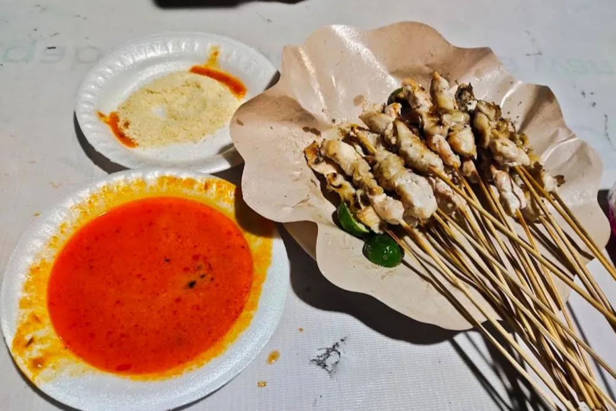 Menjelajah Jajanan Street Food Jakarta Selatan, dari Kue Pancong Blok M hingga Martabak Ragunan