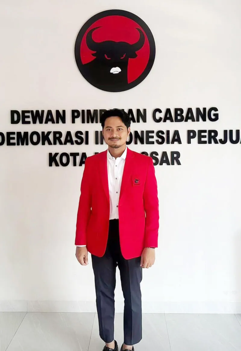 Fraksi PDIP DPRD Makassar Minta Publik Hentikan Tafsir Politik soal Penyeragaman Warna Lapak PKL