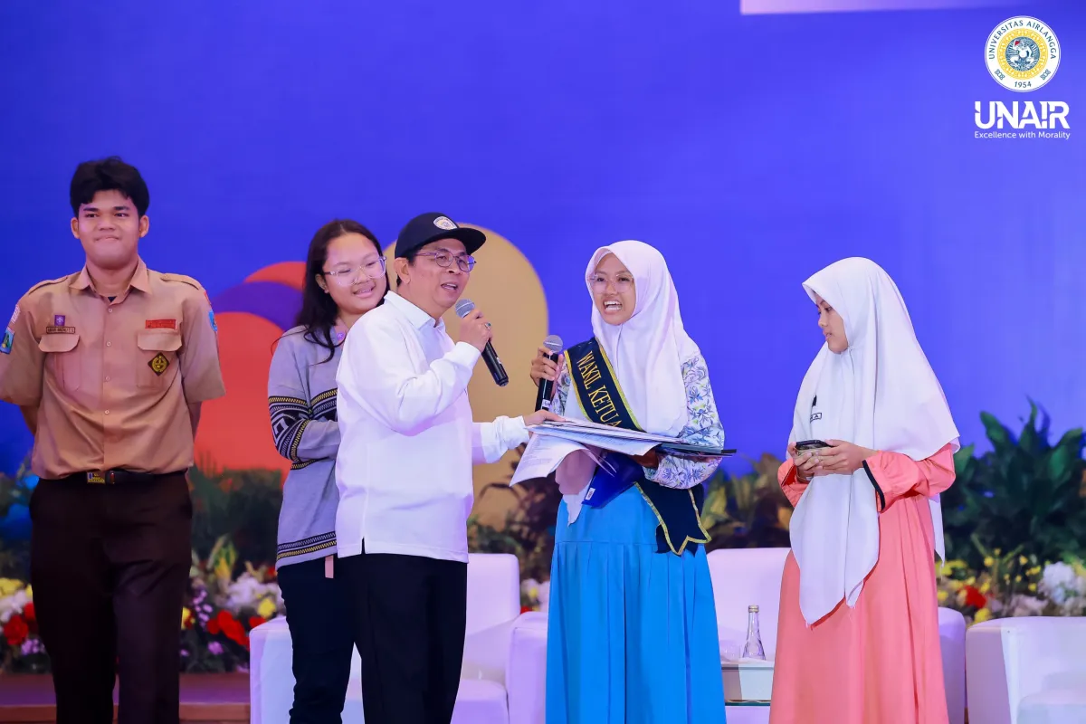Rektor UNAIR Resmi Membuka Airlangga Education Expo 2026 di Kampus MERR-C