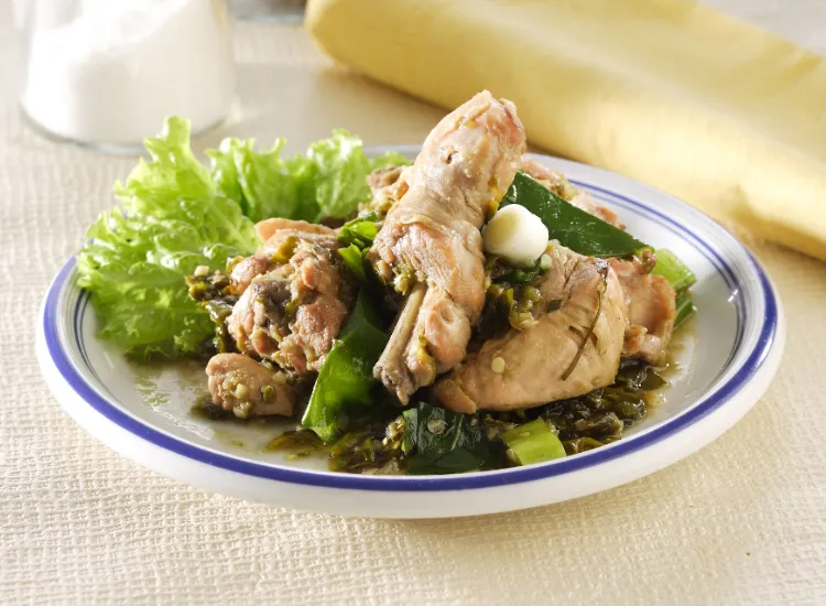 Resep Ayam Masak Daun Melinjo, Menu Harian yang Mudah Dibuat