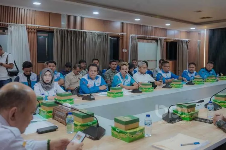 Komisi V DPRD Banten Terima Audiensi SPN Serang soal Dugaan Pelanggaran Norma Ketenagakerjaan