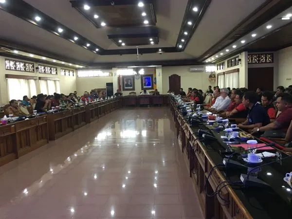 Pelanggaran Tata Ruang di Desa Munggu Disorot, Pansus TRAP DPRD Bali Tutup Sementara Tiga Usaha