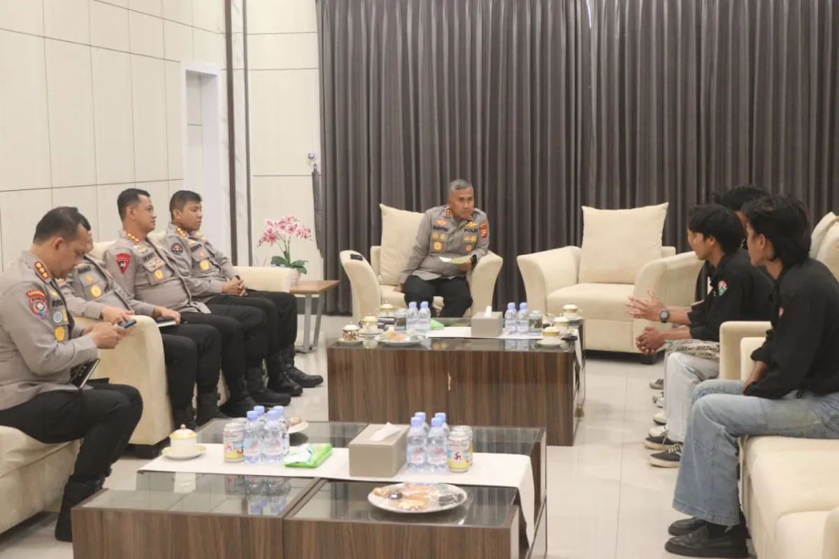 Kapolda Bengkulu Terima Audiensi Komunitas Pecinta Alam, Bahas Kolaborasi Sosial dan Pelestarian Lingkungan