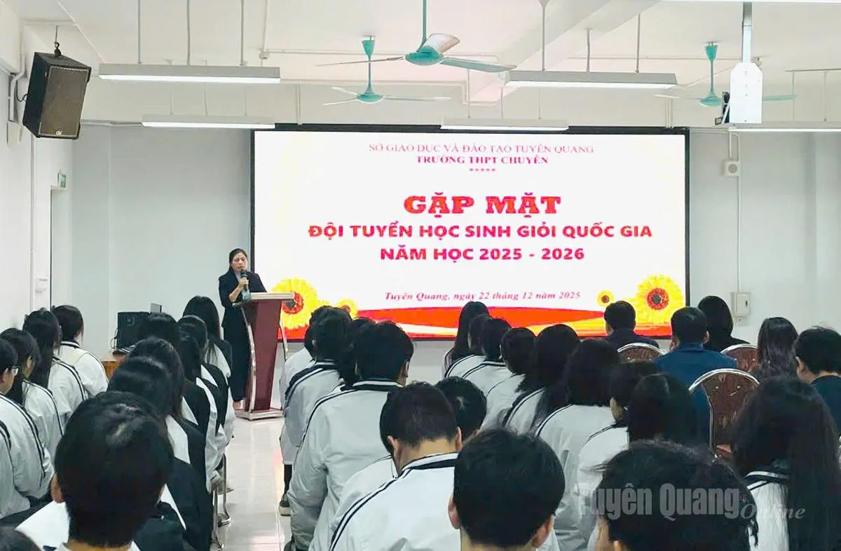 Tuyen Quang Raih 59 Penghargaan pada Seleksi Siswa Berprestasi SMA Nasional 2025-2026