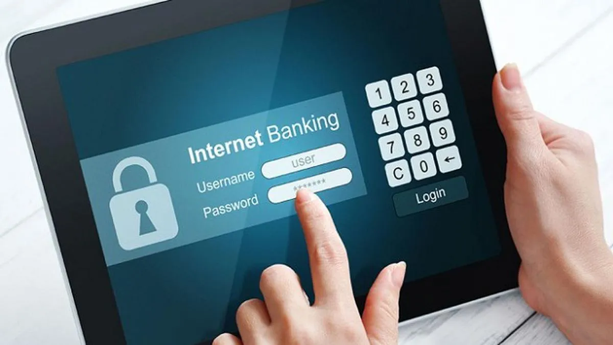 Pakar Keamanan Siber Ingatkan Risiko Internet Banking: Hindari Transaksi Besar saat Akhir Pekan