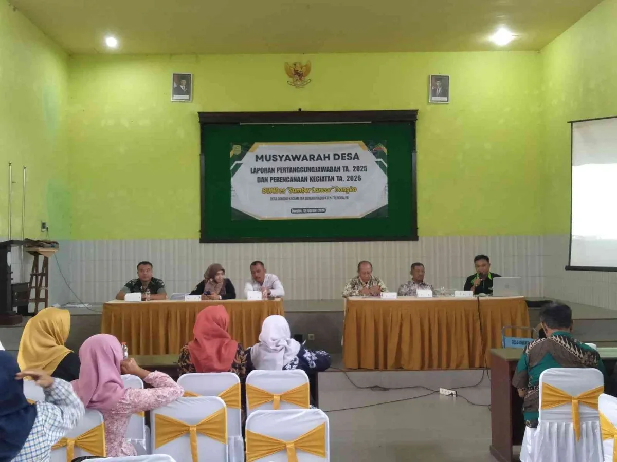 Babinsa Dongko Hadiri Musyawarah APBDes dan Rencana Kerja BUMDes Sumber Lancar