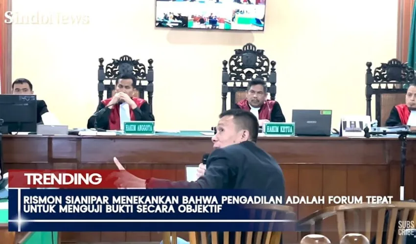Rismon Sianipar di Sidang Gugatan Ijazah Jokowi: Warga Berhak Meminta Transparansi Dokumen Publik