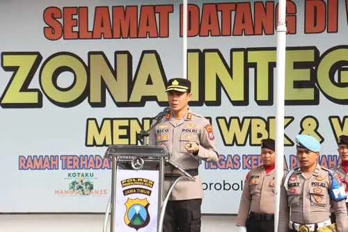 Polres Probolinggo Kota Beri Penghargaan kepada Anggota dan Warga dalam Upacara Kesadaran Nasional