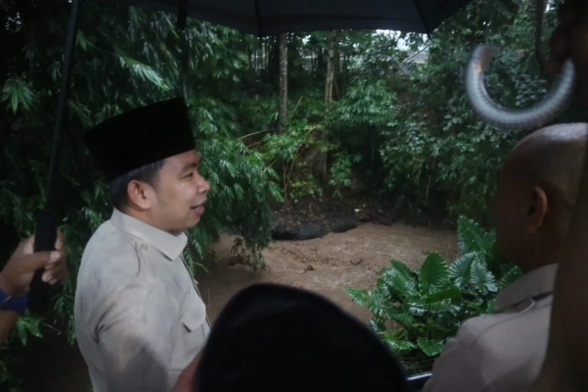 Bupati Jember Tinjau Bantaran Sungai di Dua Perumahan, Soroti Pelanggaran Tata Ruang Pemicu Banjir
