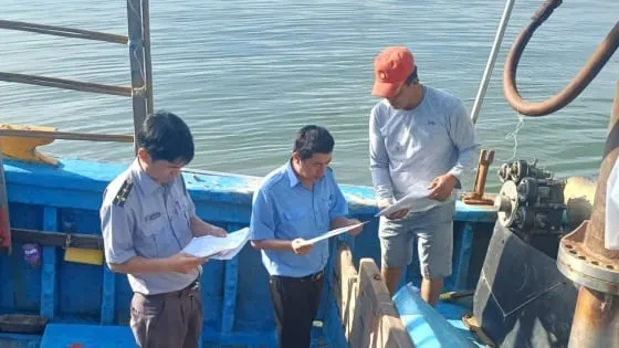 Lam Dong Perkuat Transparansi Asal-Usul Hasil Laut Lewat Sistem Digital di Pelabuhan Perikanan
