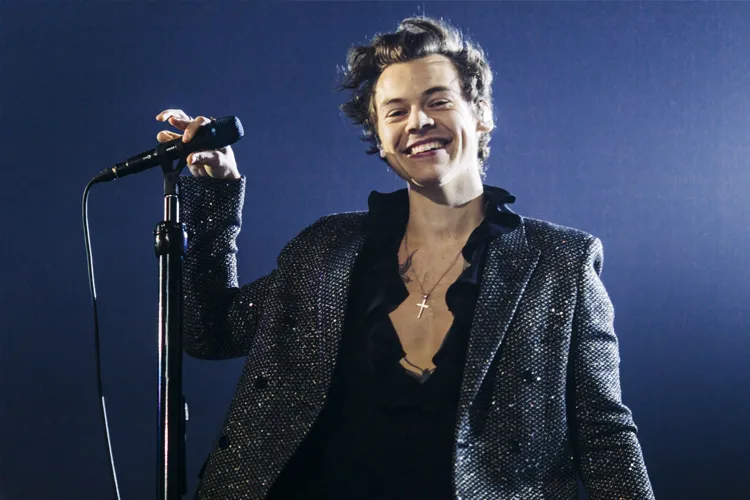 Harry Styles Umumkan Album Baru Bertema Disco, Rilis 6 Maret