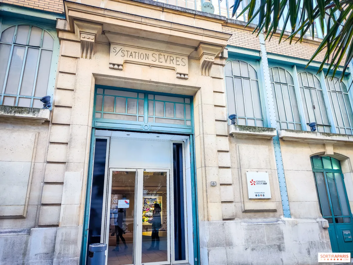 Fondation EDF Gelar Pameran “Saya dan Orang Lain” tentang Dampak Internet pada Identitas dan Interaksi Sosial