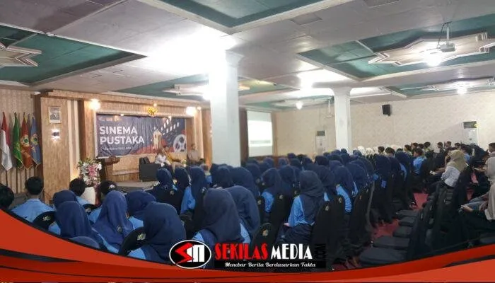 UNIM Mojokerto Gelar Nobar dan Diskusi Film ‘Sang Kyai’, Bahas Resolusi Jihad hingga Diplomasi Ulama