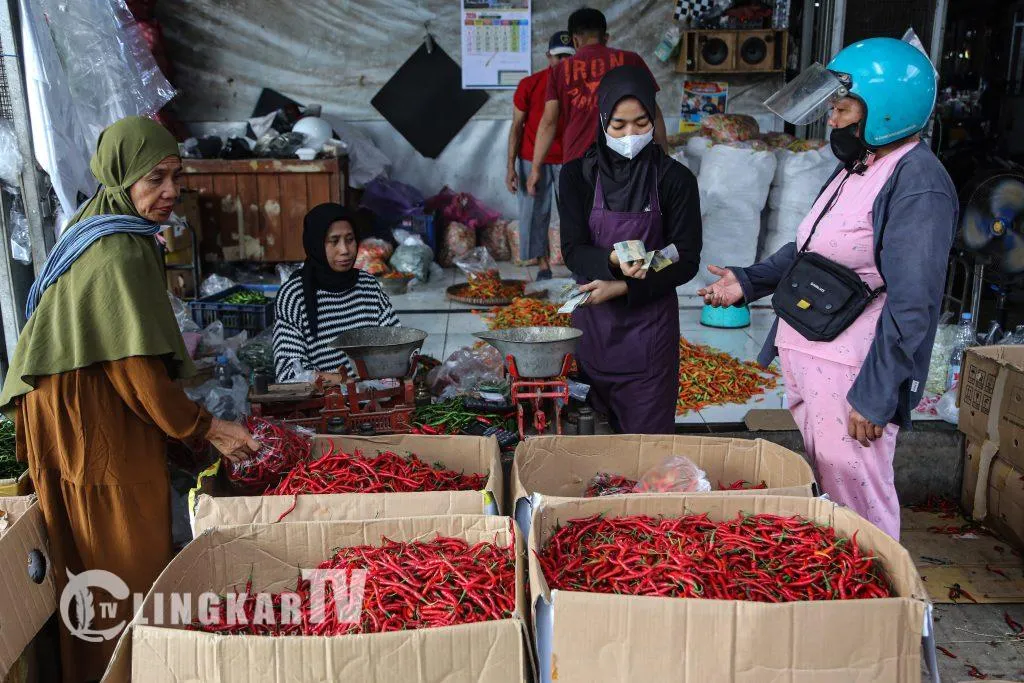 Banjir di Sejumlah Wilayah Jawa Tengah Dorong Kenaikan Harga Bahan Pokok di Semarang