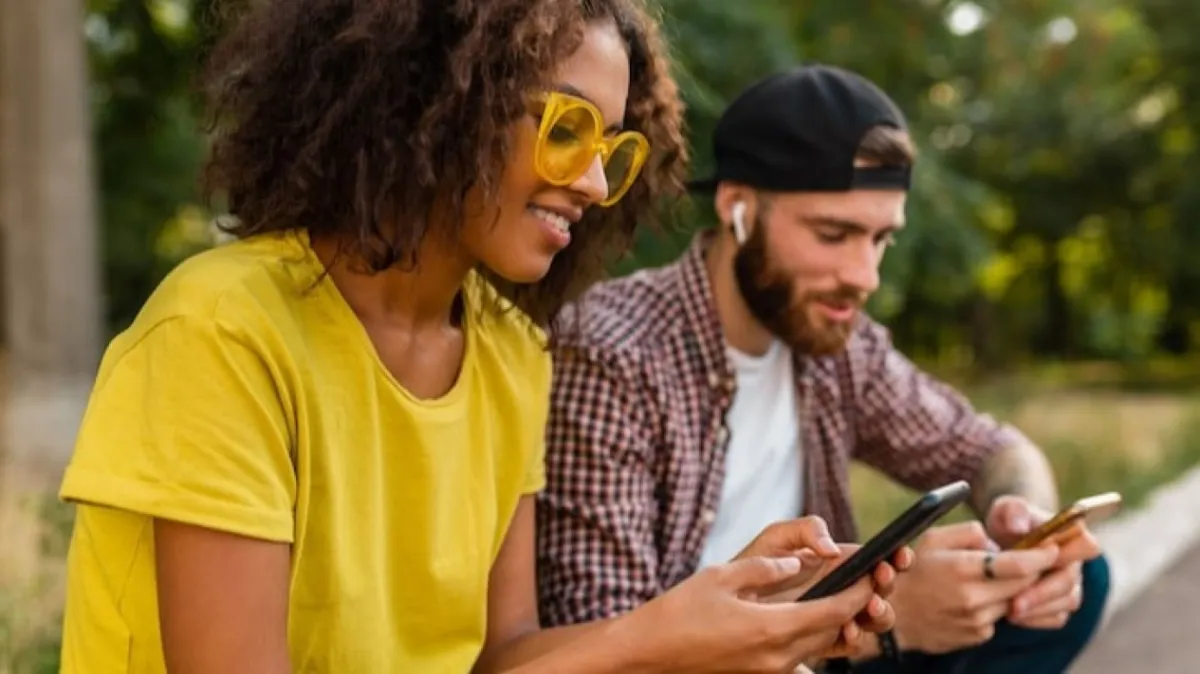 Arah Kebutuhan Gadget Masyarakat Modern: Performa, Daya Tahan, hingga Keamanan Digital
