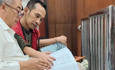 Kasus Dugaan Pelecehan Seksual Pimpinan Penerbit Musik Disidangkan di PN Surabaya