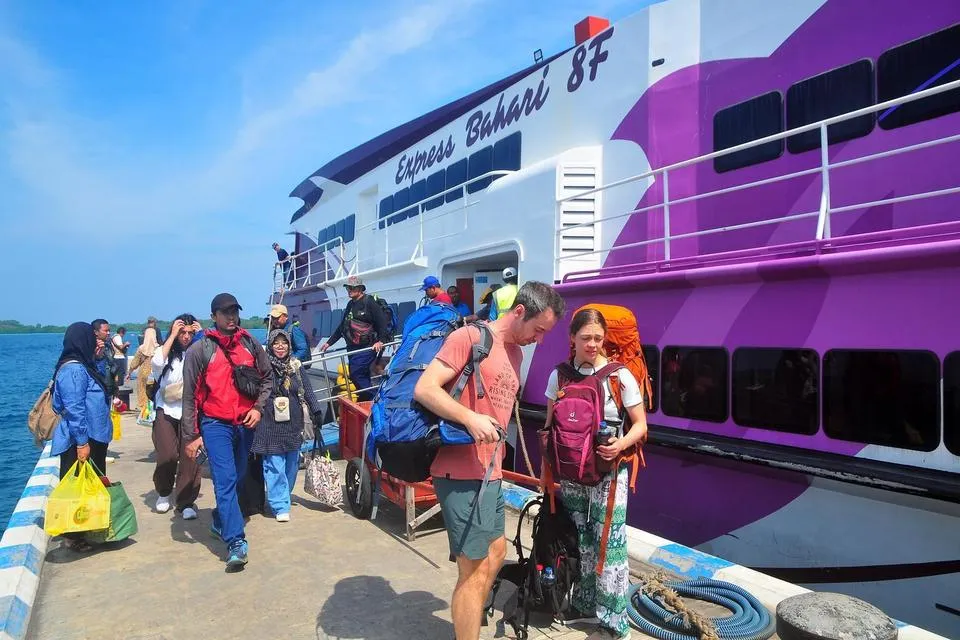 UE Usulkan Sanksi terhadap Pelabuhan Karimun dan Kulevi karena Menerima Minyak Rusia