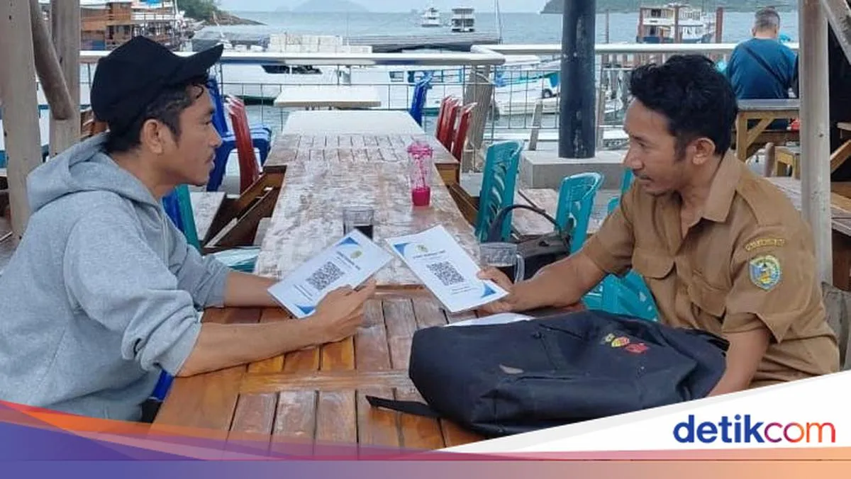 Pusat Kuliner Kampung Ujung Labuan Bajo Dibuka Kembali, Setiap Meja Dipasang Barcode Pengaduan